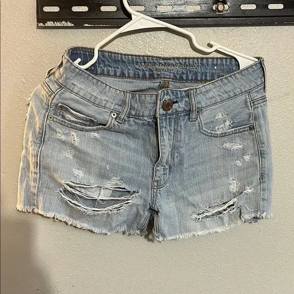American Eagle Outfitters Blue Jean Shorts Distressed Casual - Picture 1 of 5
